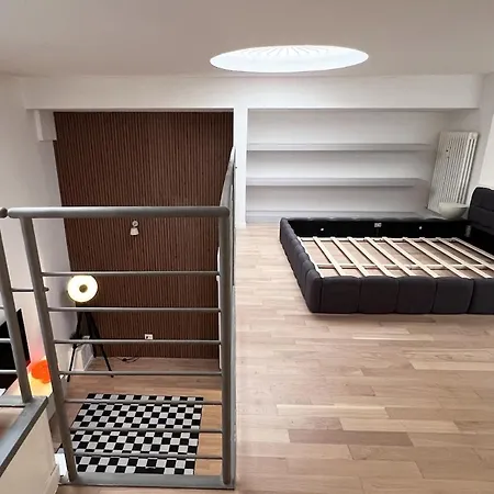 Loft 34 *